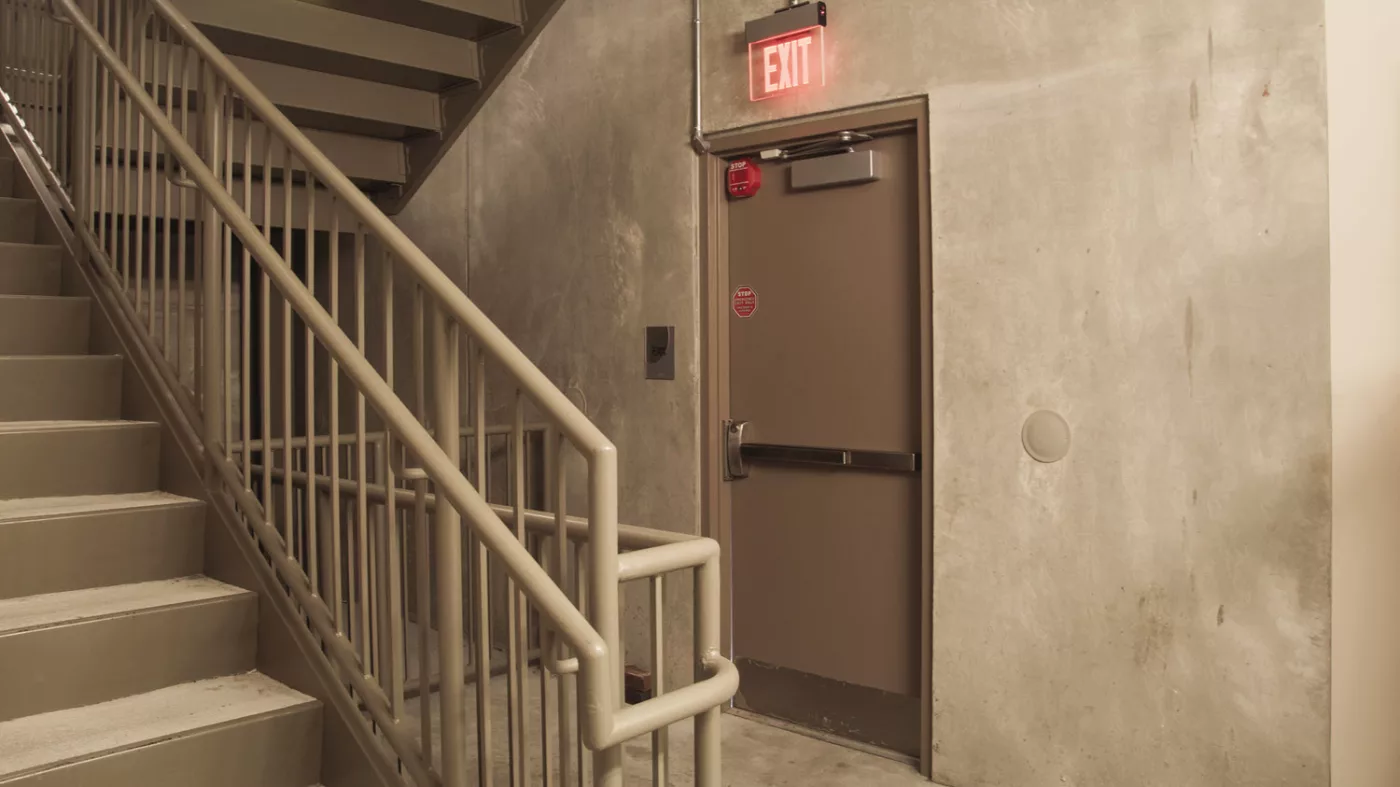 UL exit door