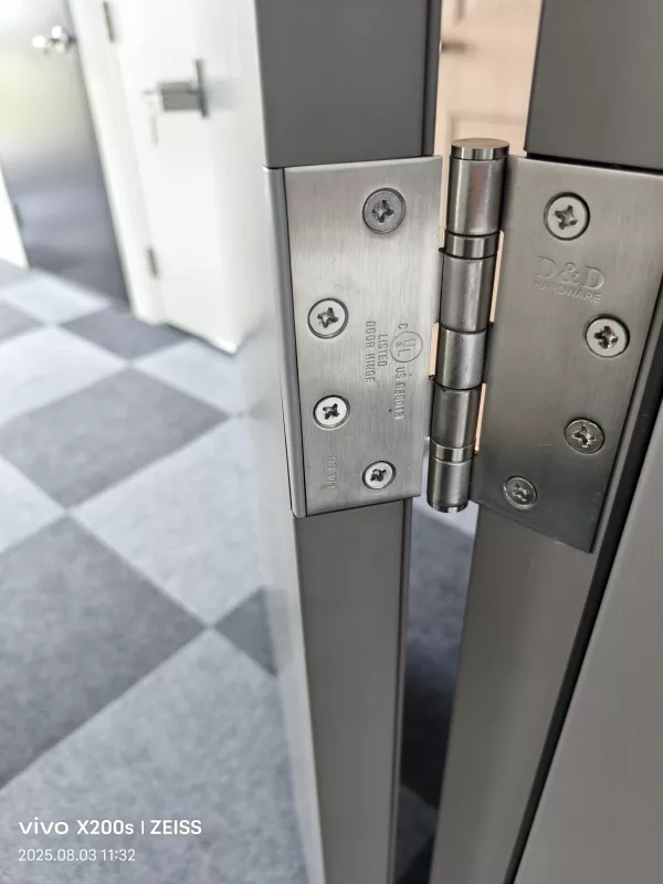UL door hinges